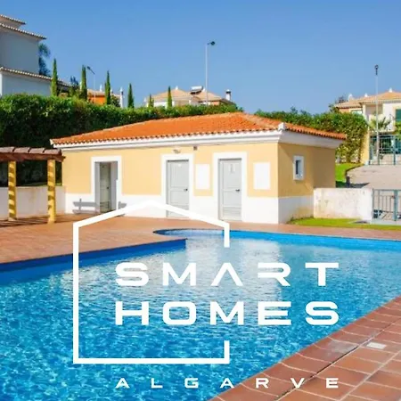 Belle Vue Sur Le Jardin 1 Bed Flat Pool And Garage