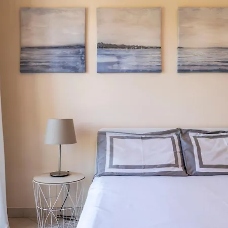 Apartment Belle Vue Sur Le Jardin 1 Bed Flat Pool And Garage *