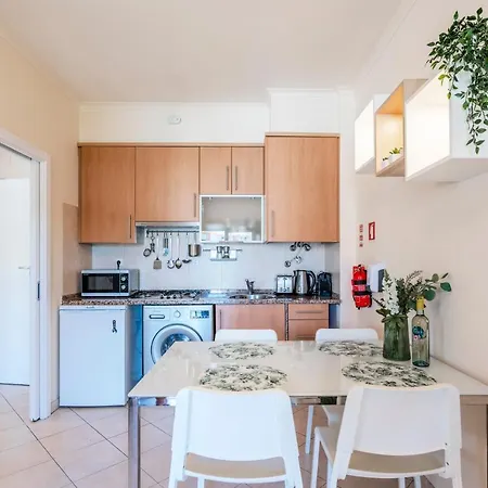 Belle Vue Sur Le Jardin 1 Bed Flat Pool And Garage * Alcantarilha