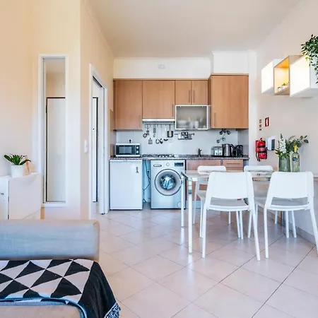 Belle Vue Sur Le Jardin 1 Bed Flat Pool And Garage Apartment Alcantarilha