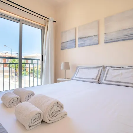 Apartamento Belle Vue Sur Le Jardin 1 Bed Flat Pool And Garage *